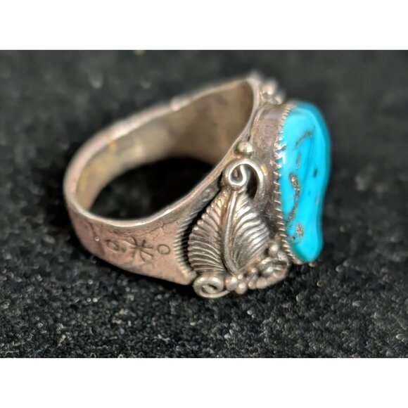 Vintage Turquoise Ring Intricate Silver Leaf Design Southwestern Statement - Picture 6 of 14